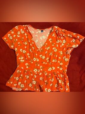 NWOT Old Navy Orange Floral V-Neck Peplum Tunic
